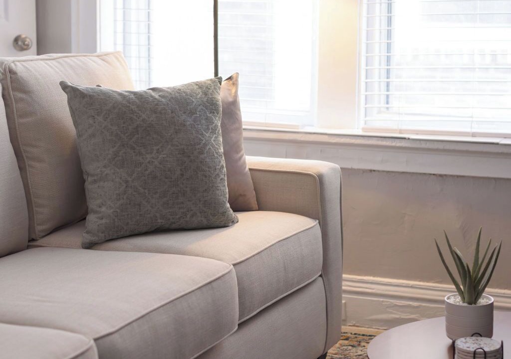Photo of Livingroom in University City