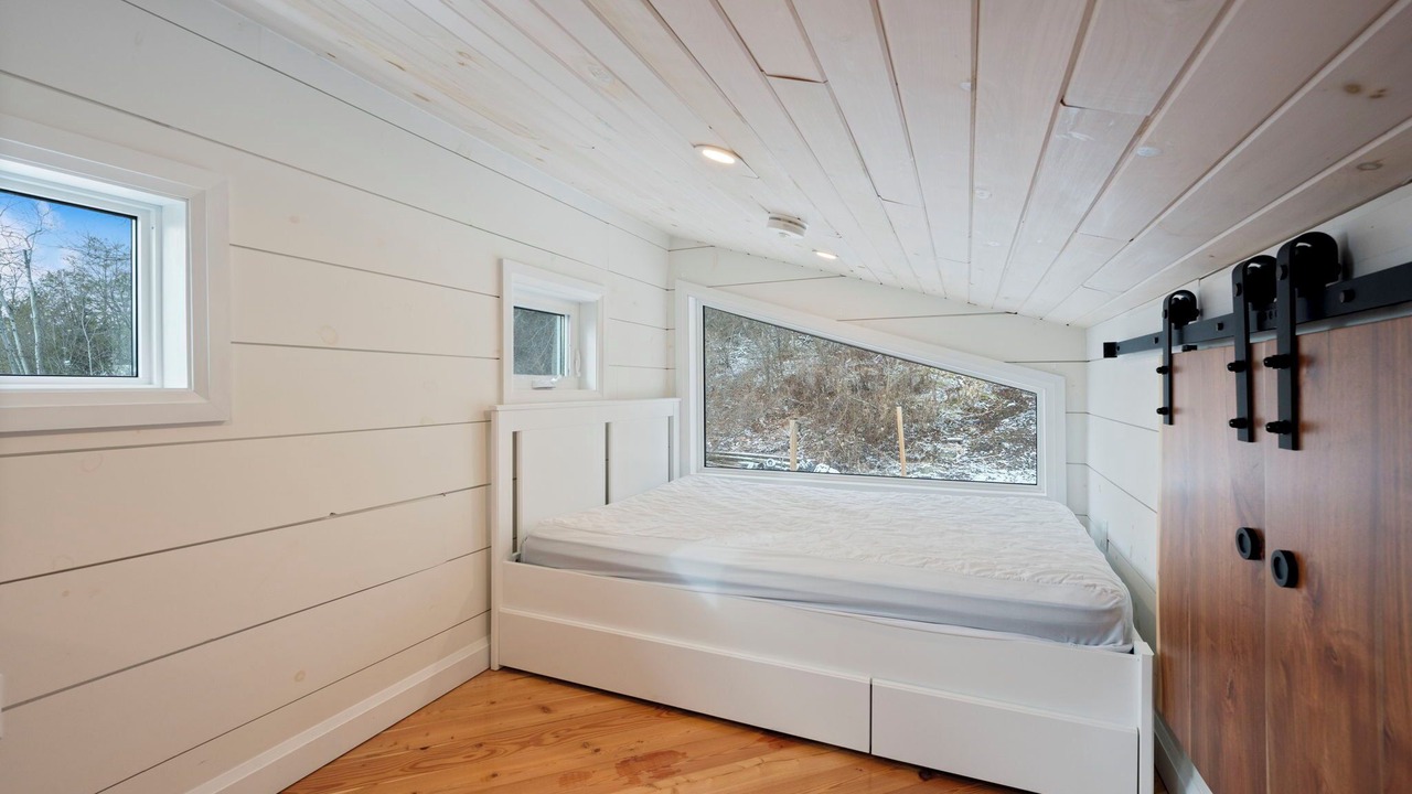Photo of Bedroom in Turkey Point