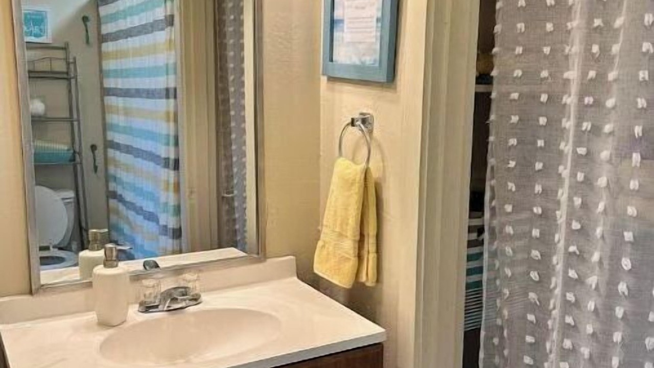 Photo of Bathroom in El Dorado