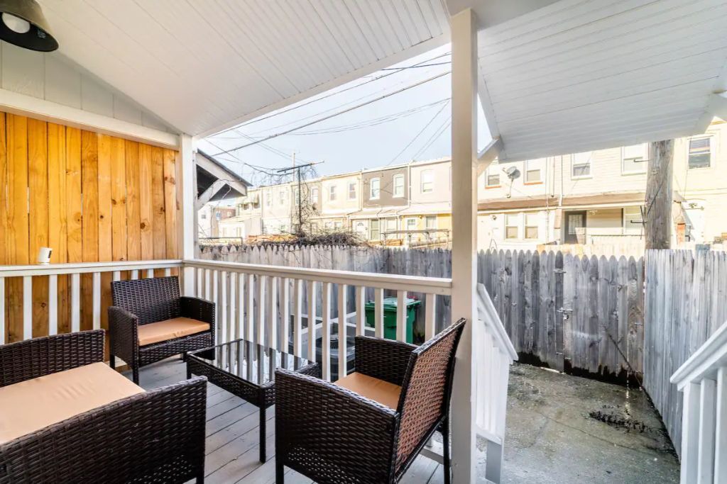 Photo of Patio Balcony in Downtown Baltimore