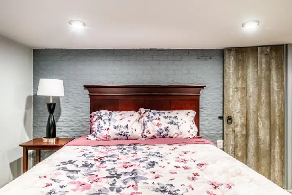Photo of Bedroom in Downtown Baltimore