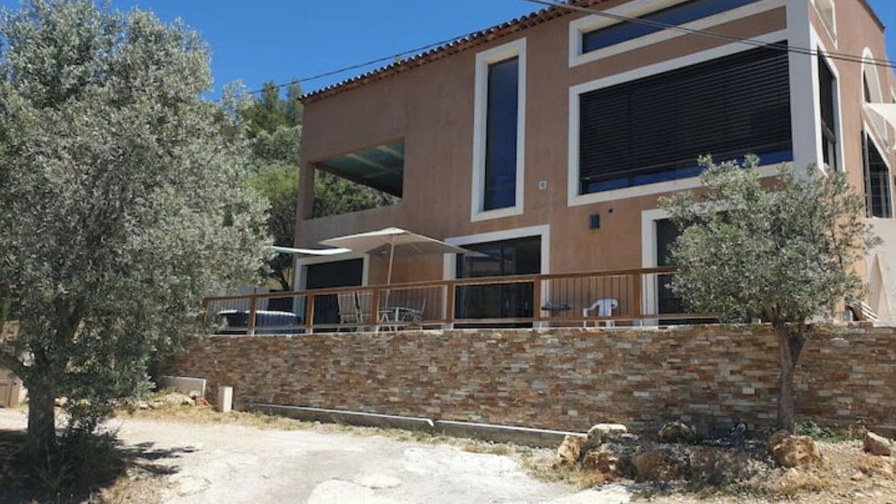 Photo of Outdoor in Callas