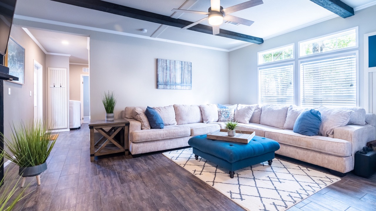 Photo of Livingroom in Kingston