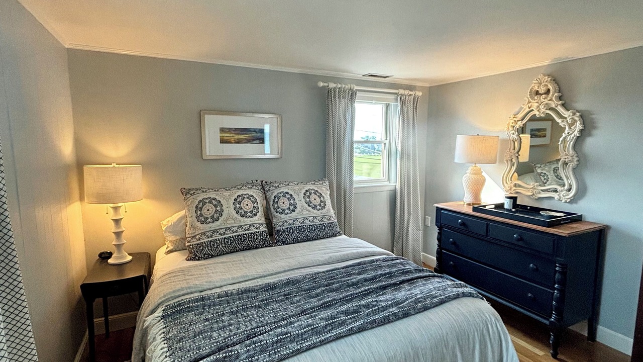 Photo of Bedroom in Brant Rock