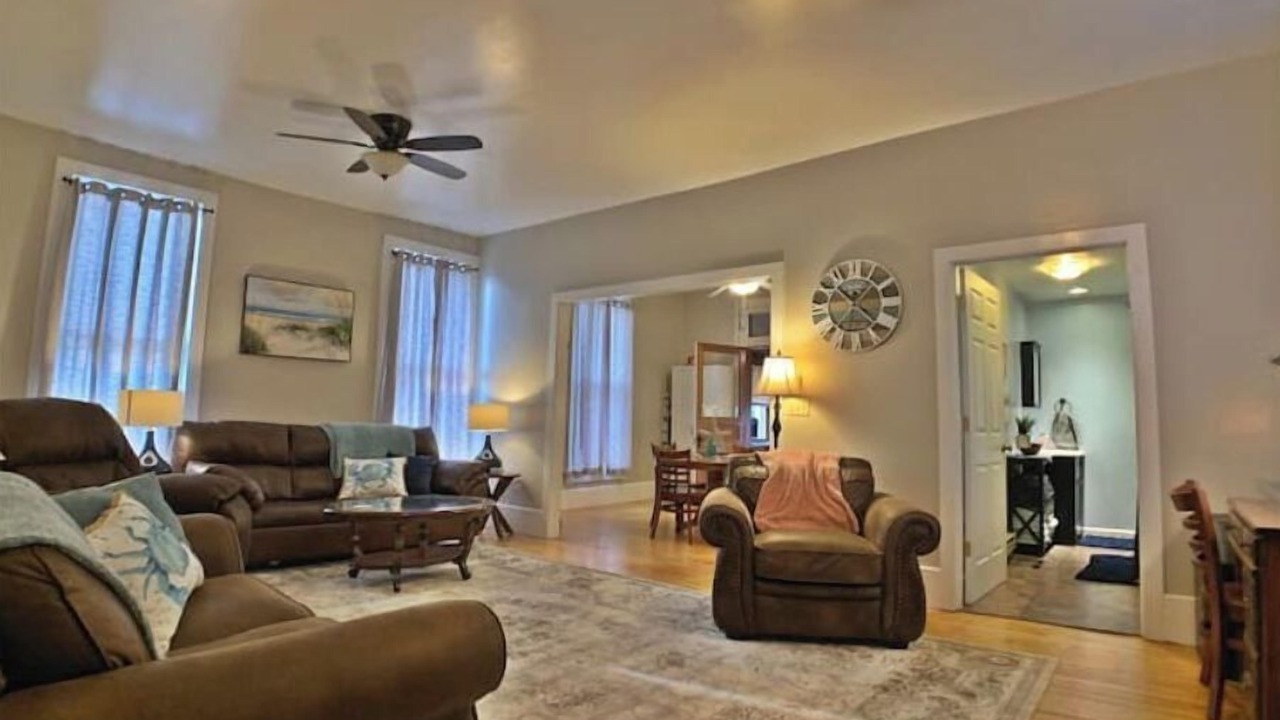 Photo of Livingroom in Howard