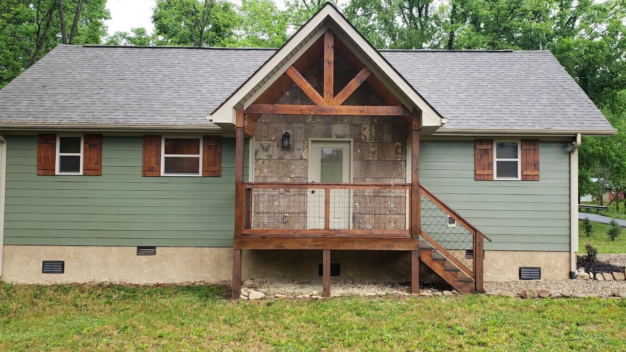 Photo of Outdoor in Cosby