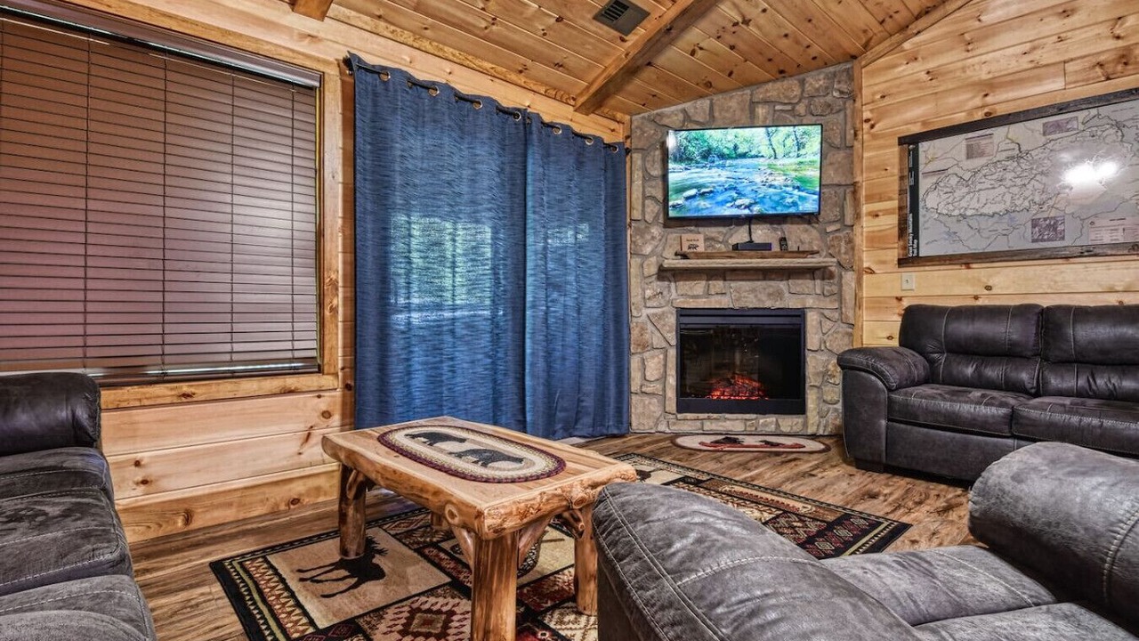 Photo of Livingroom in Cosby