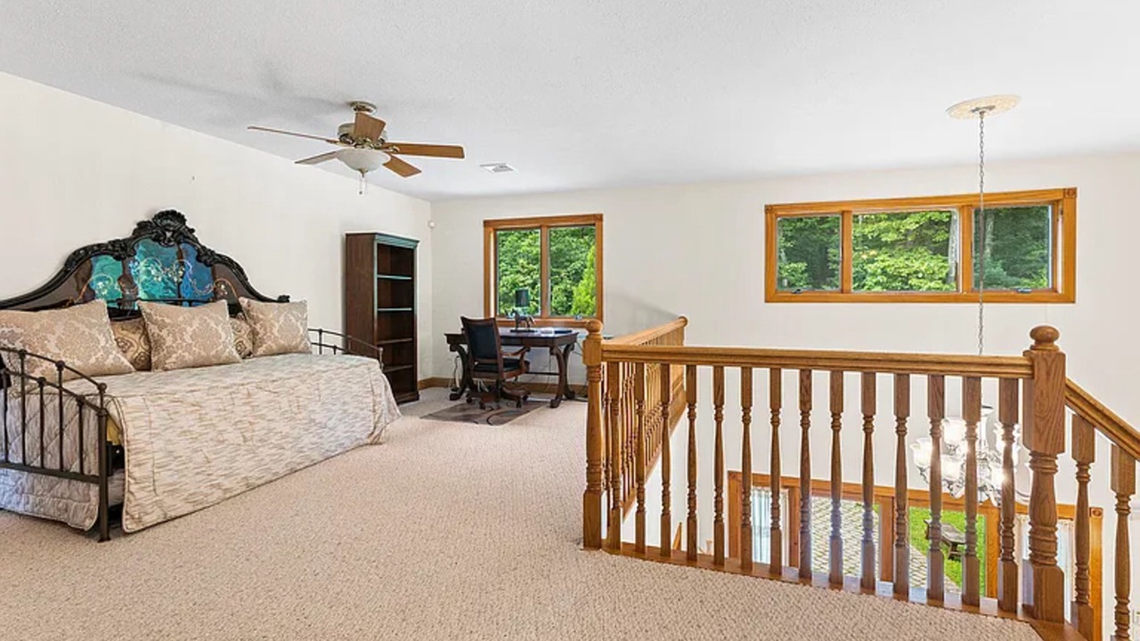 Photo of Others in Cresco