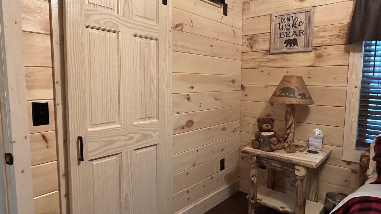 Photo of Bedroom in Mannsville