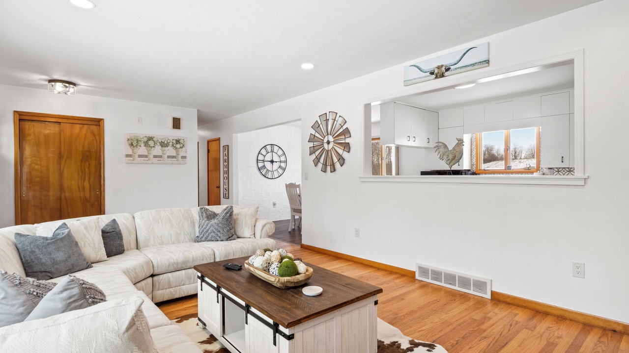 Photo of Livingroom in Palmyra
