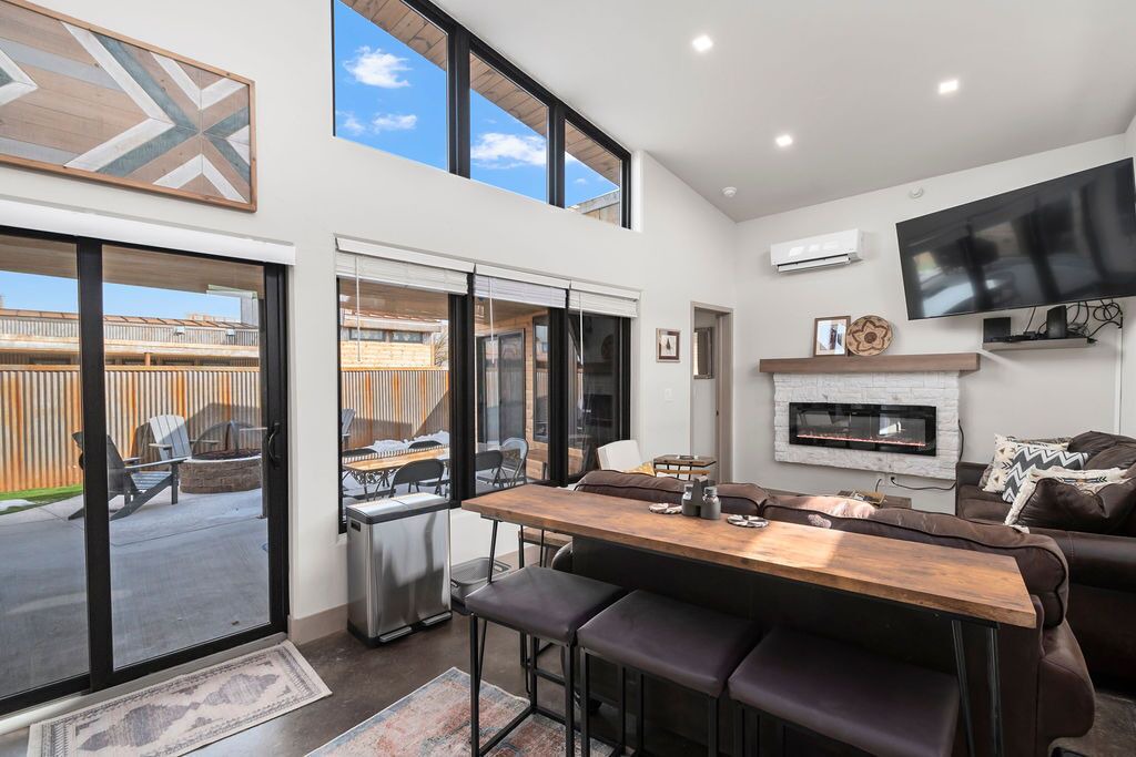 Photo of Livingroom in Clifton