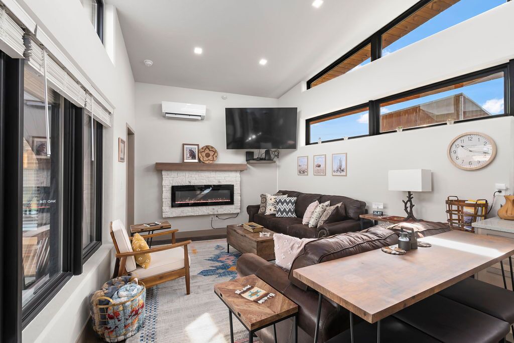 Photo of Livingroom in Clifton