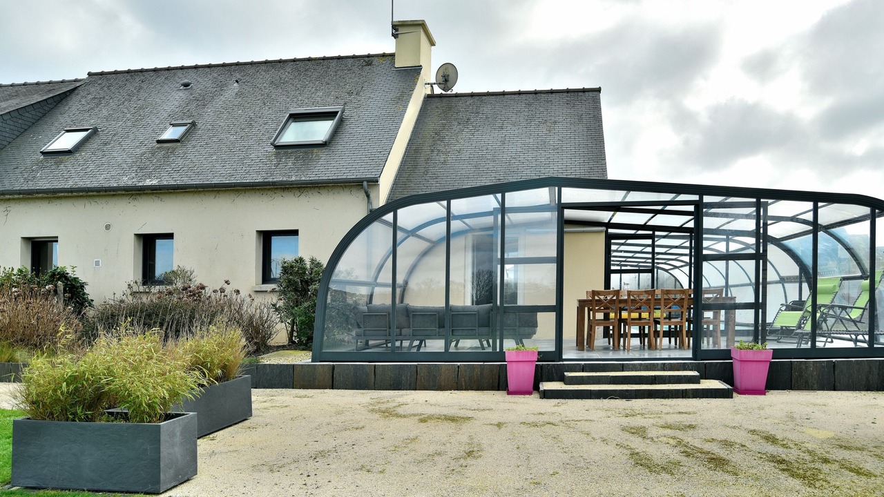 Photo of Outdoor in Pledeliac