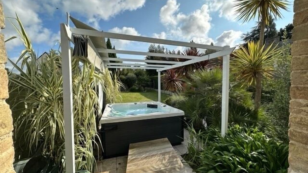 Photo of Outdoor in Saint-Meloir-des-Ondes
