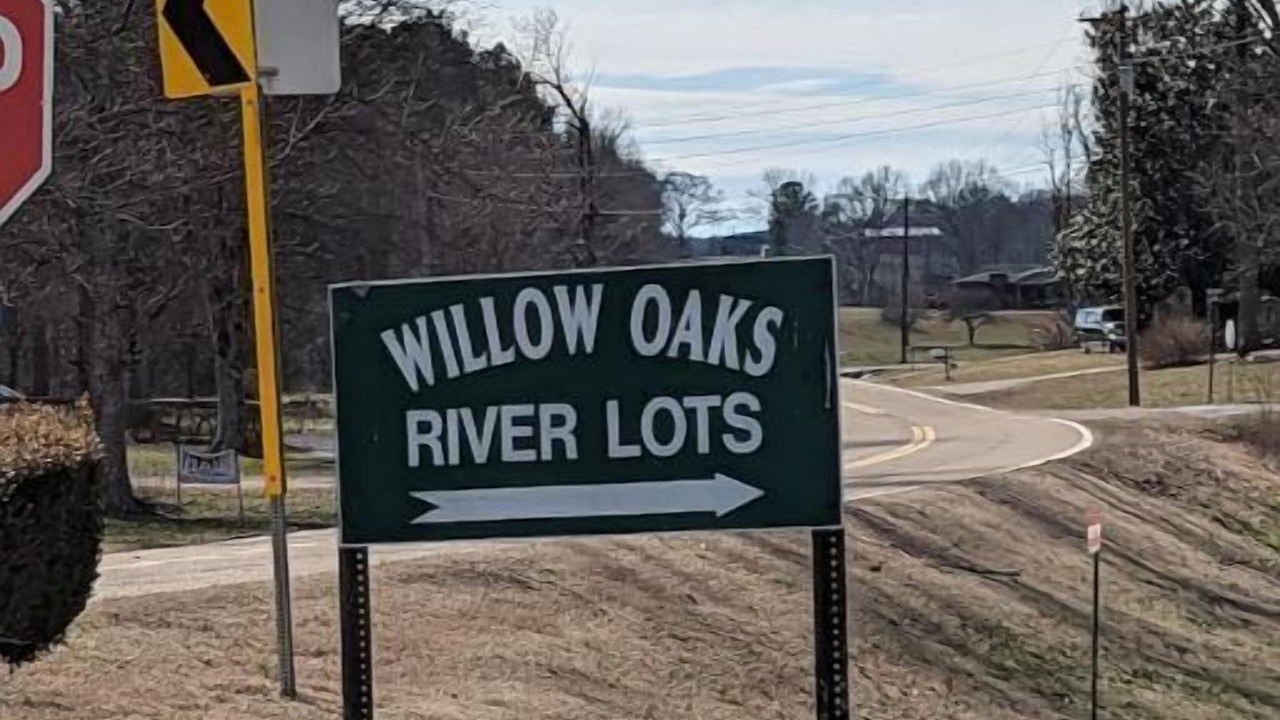 Photo of Others in Decaturville