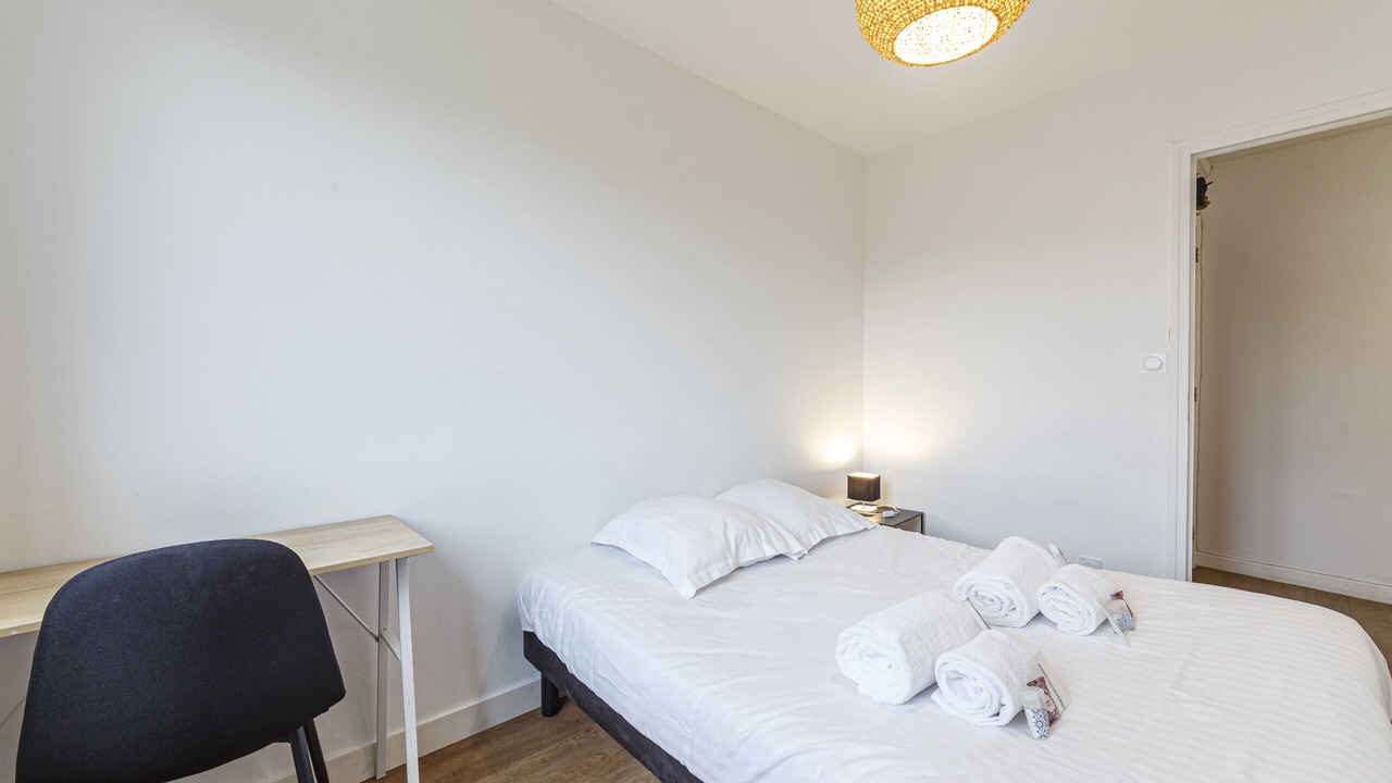 Photo of Bedroom in Laval