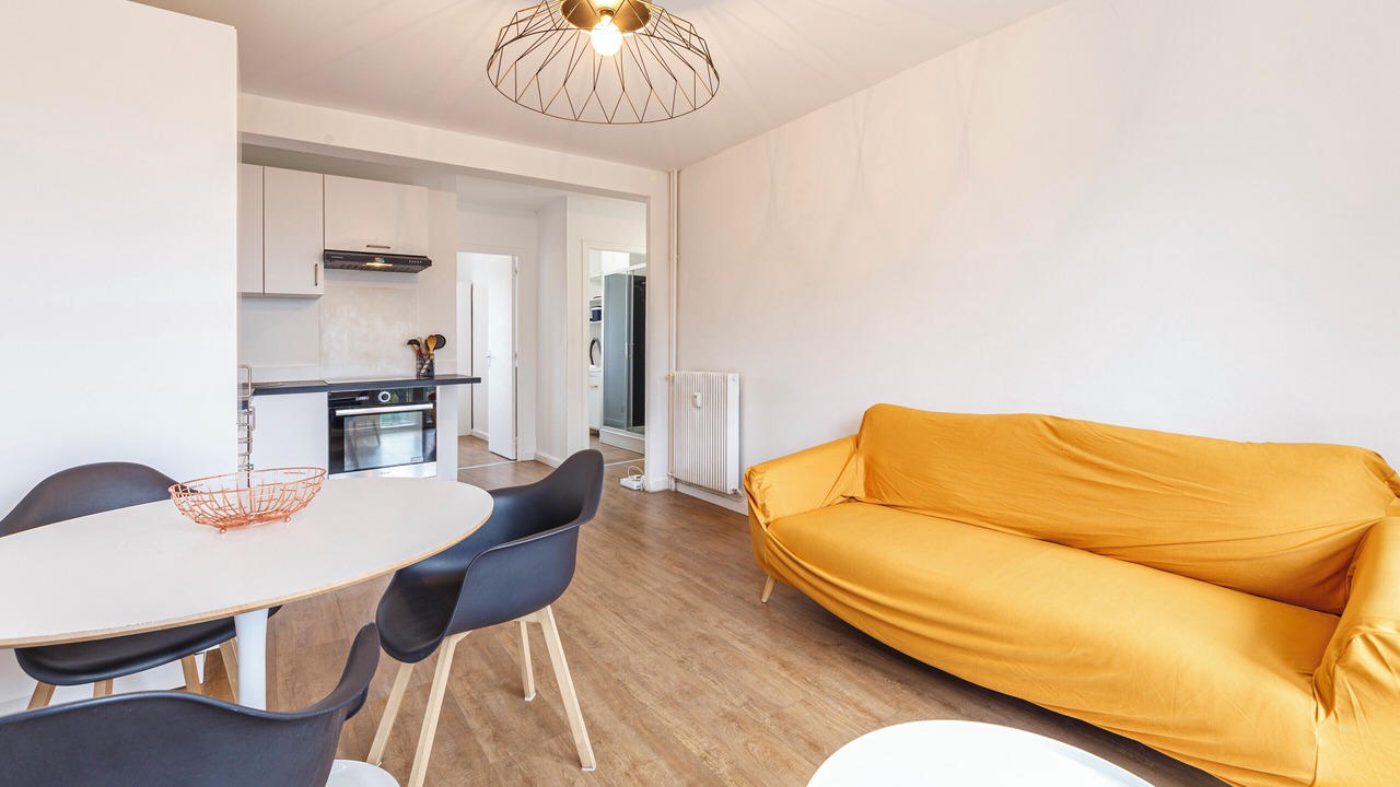 Photo of Livingroom in Laval