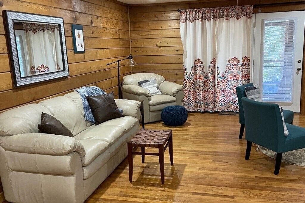 Photo of Livingroom in Murphy