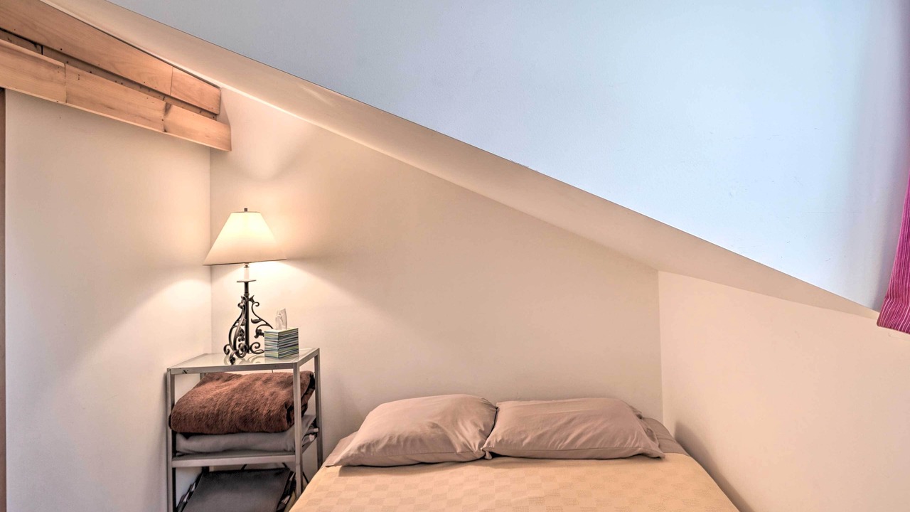 Photo of Bedroom in Saugerties