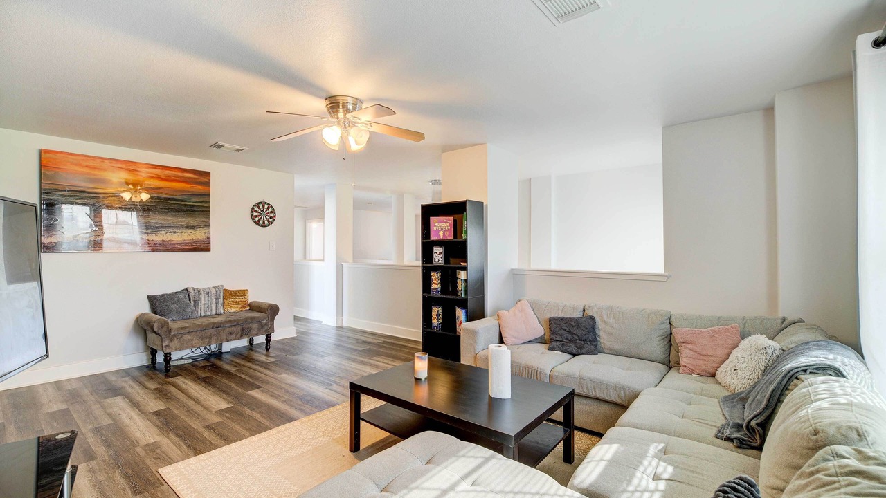 Photo of Livingroom in Central Southwest