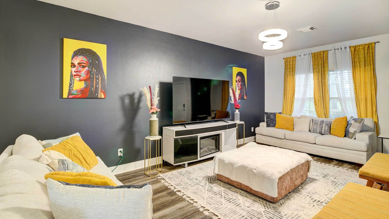 Photo of Livingroom in Central Southwest