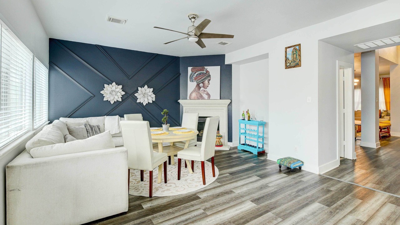 Photo of Livingroom in Central Southwest