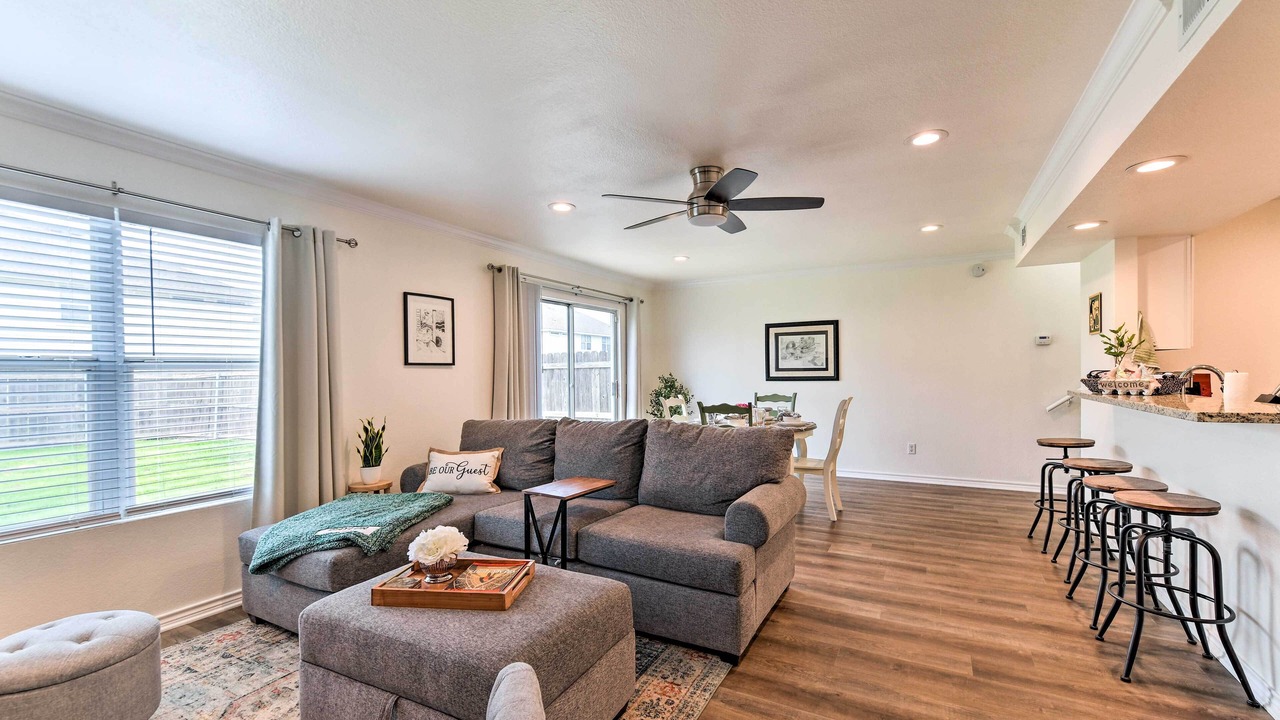 Photo of Livingroom in Waco