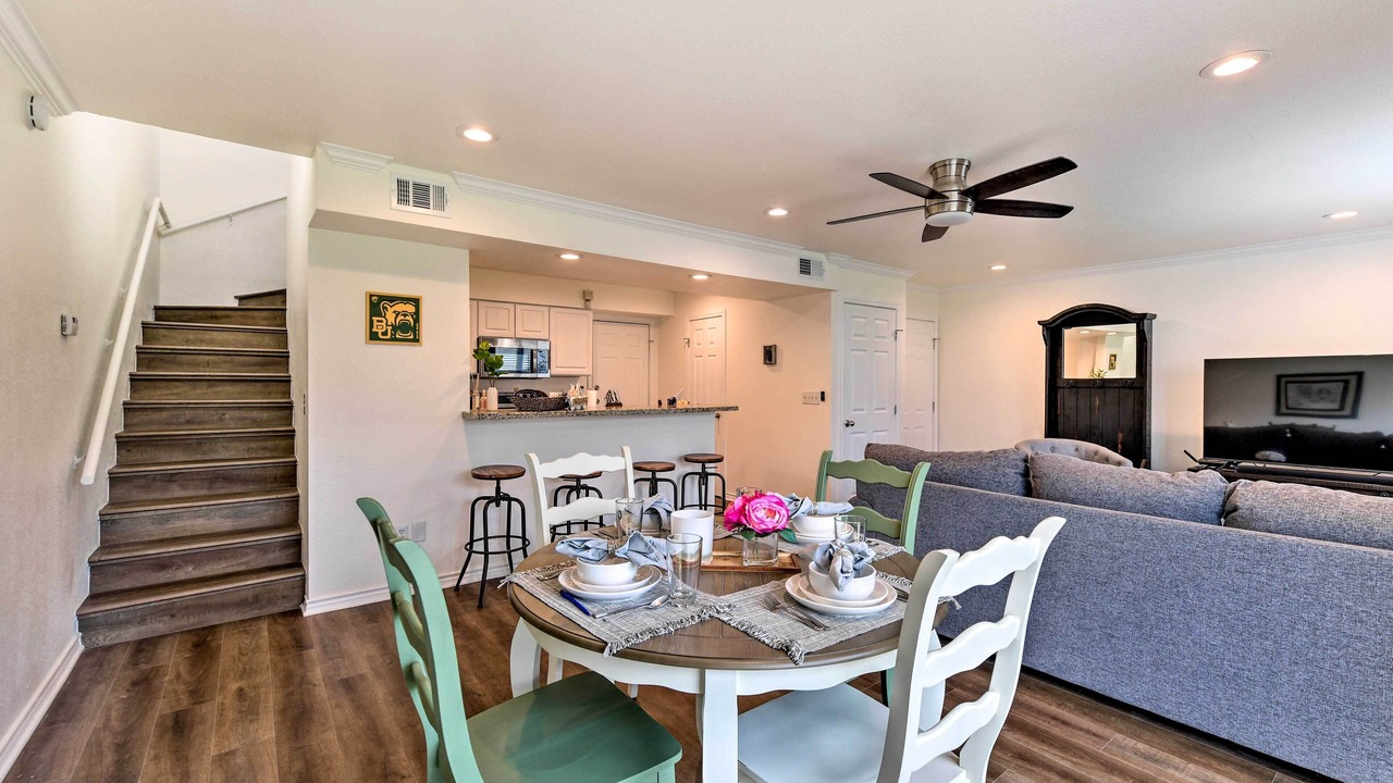 Photo of Livingroom in Waco