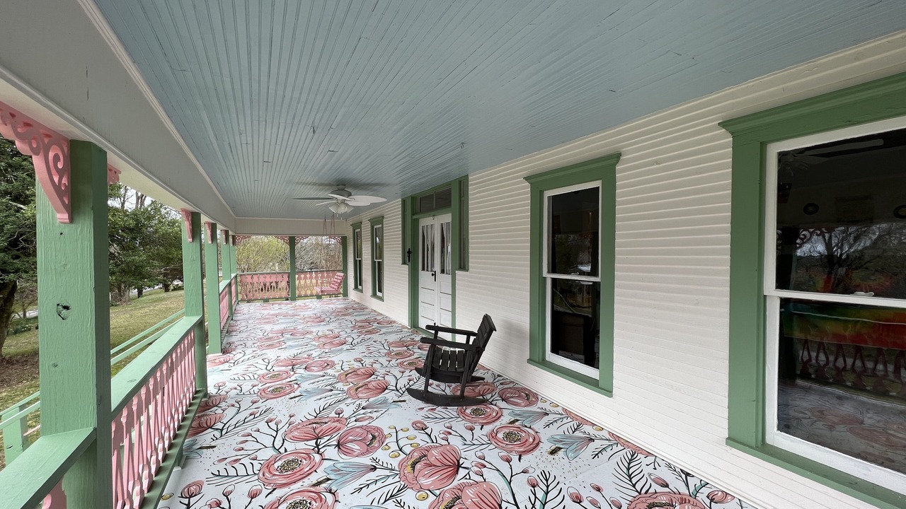 Photo of Patio Balcony in Shirley