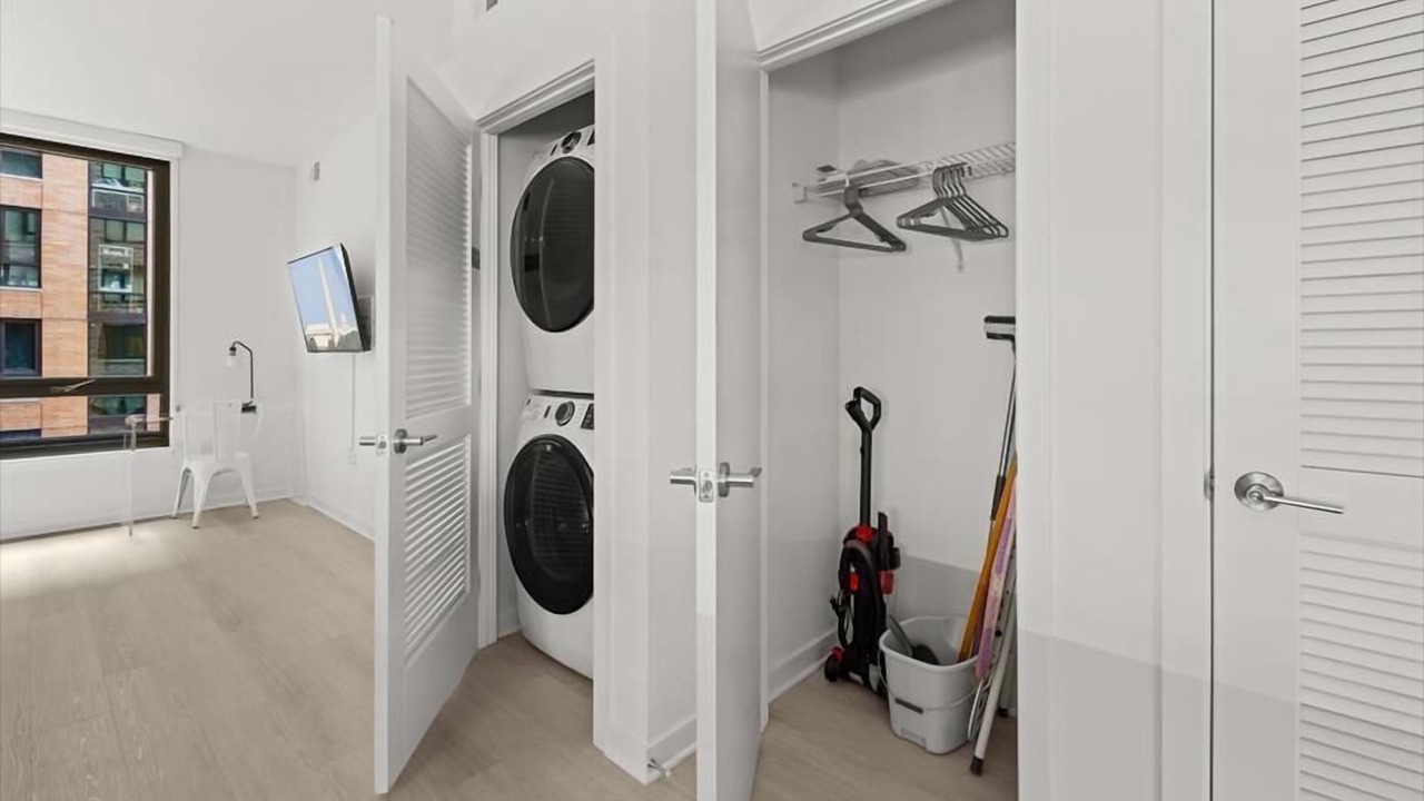 Photo of Others in NoMa