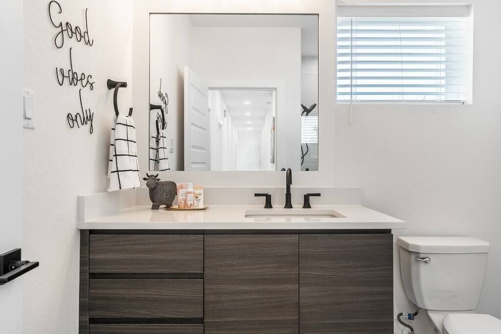 Photo of Bathroom in Mahncke Park