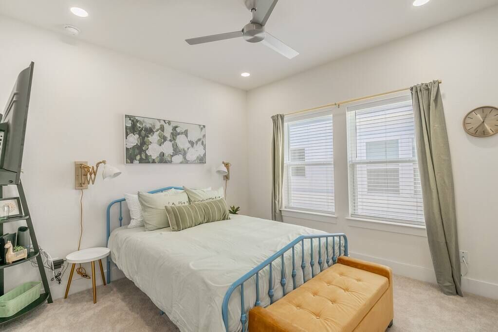 Photo of Bedroom in Mahncke Park