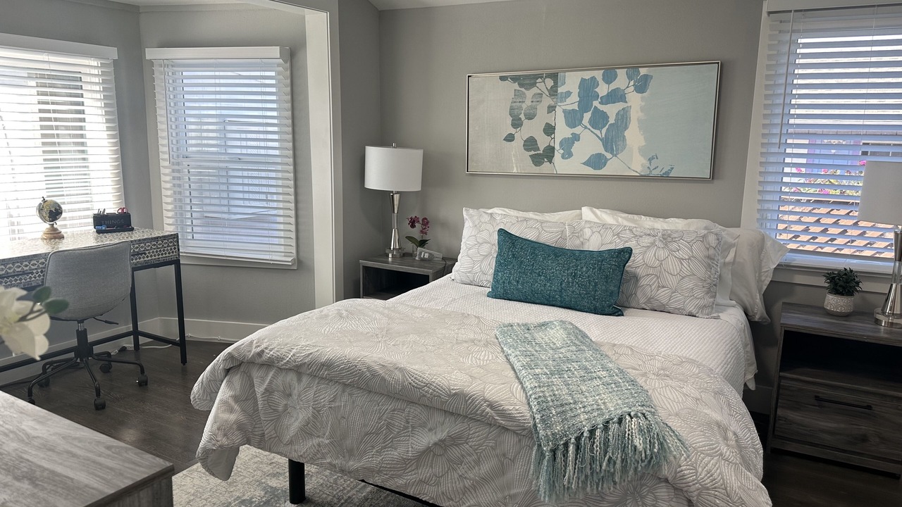 Photo of Bedroom in East Richmond Heights