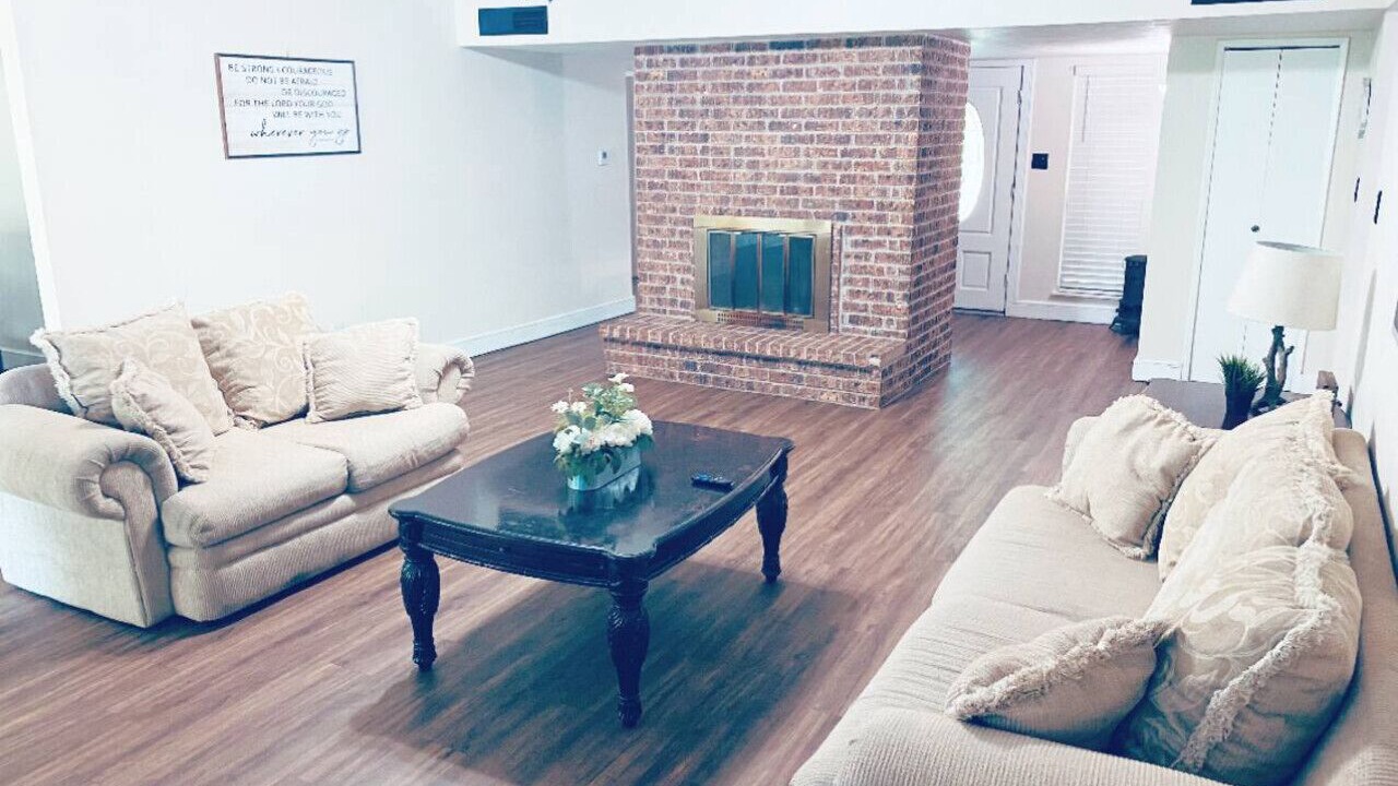 Photo of Livingroom in Humble