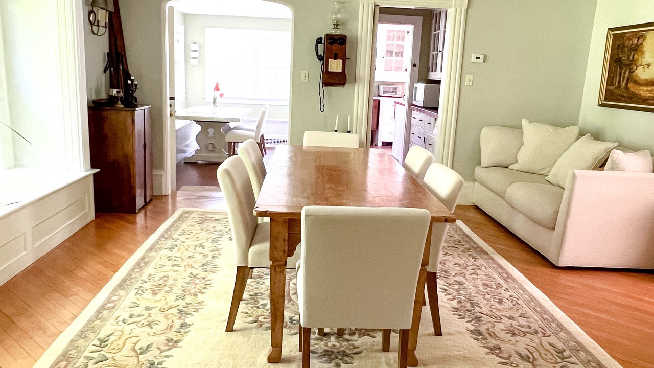 Photo of Livingroom in Whippleville