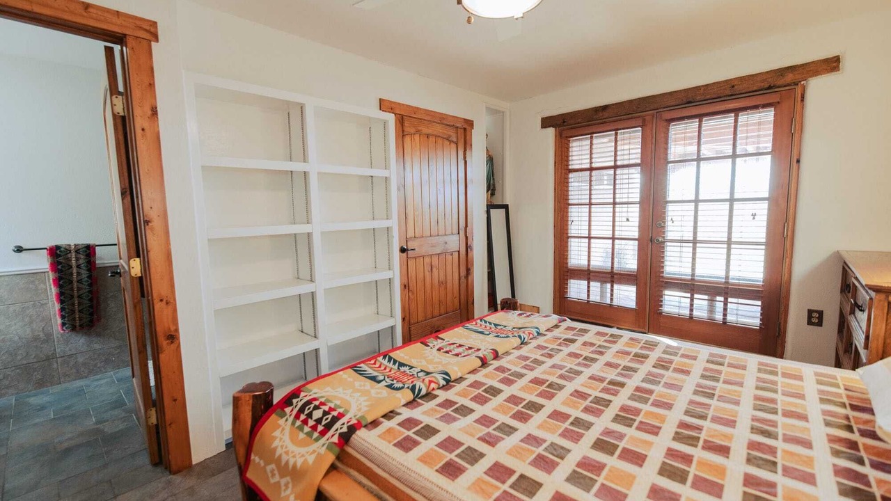 Photo of Bedroom in Terlingua