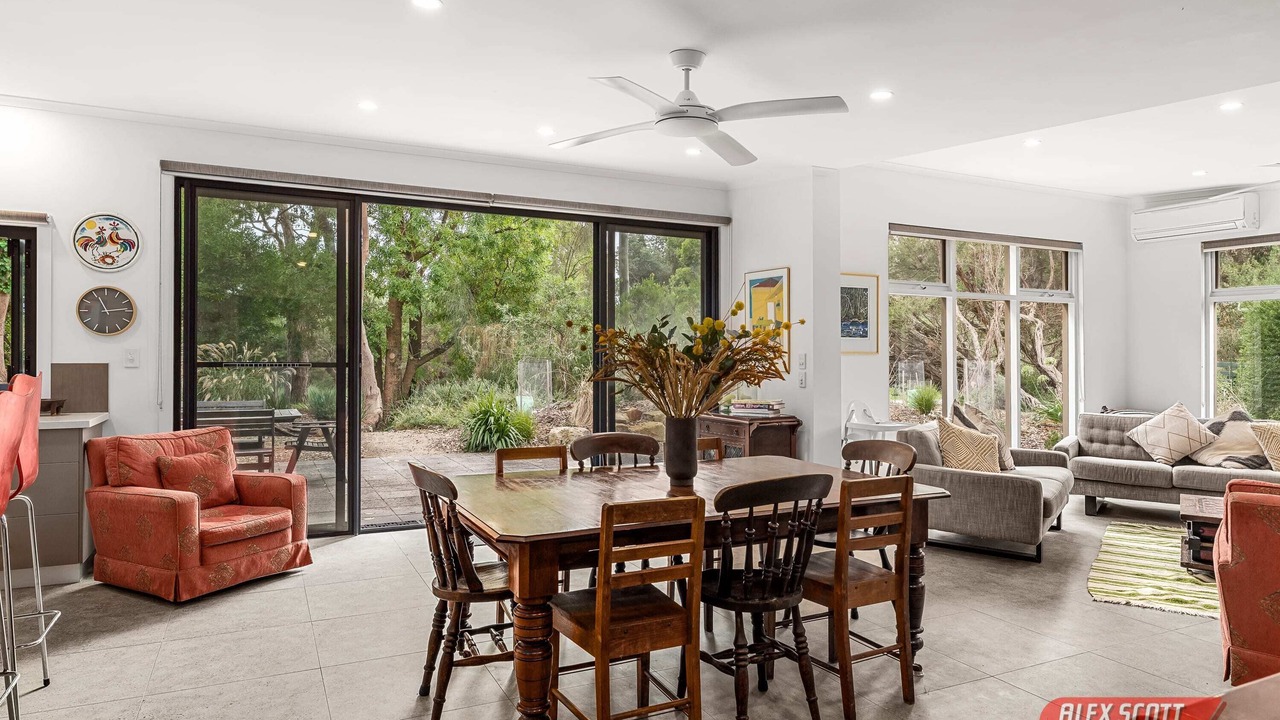 Photo of Others in Silverleaves