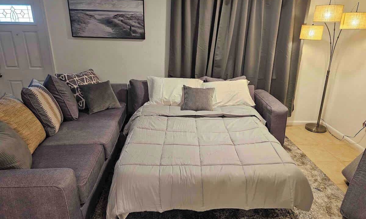 Photo of Bedroom in Homestead