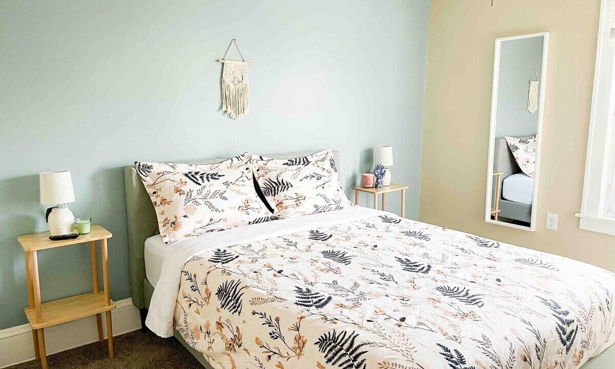Photo of Bedroom in Lakewood