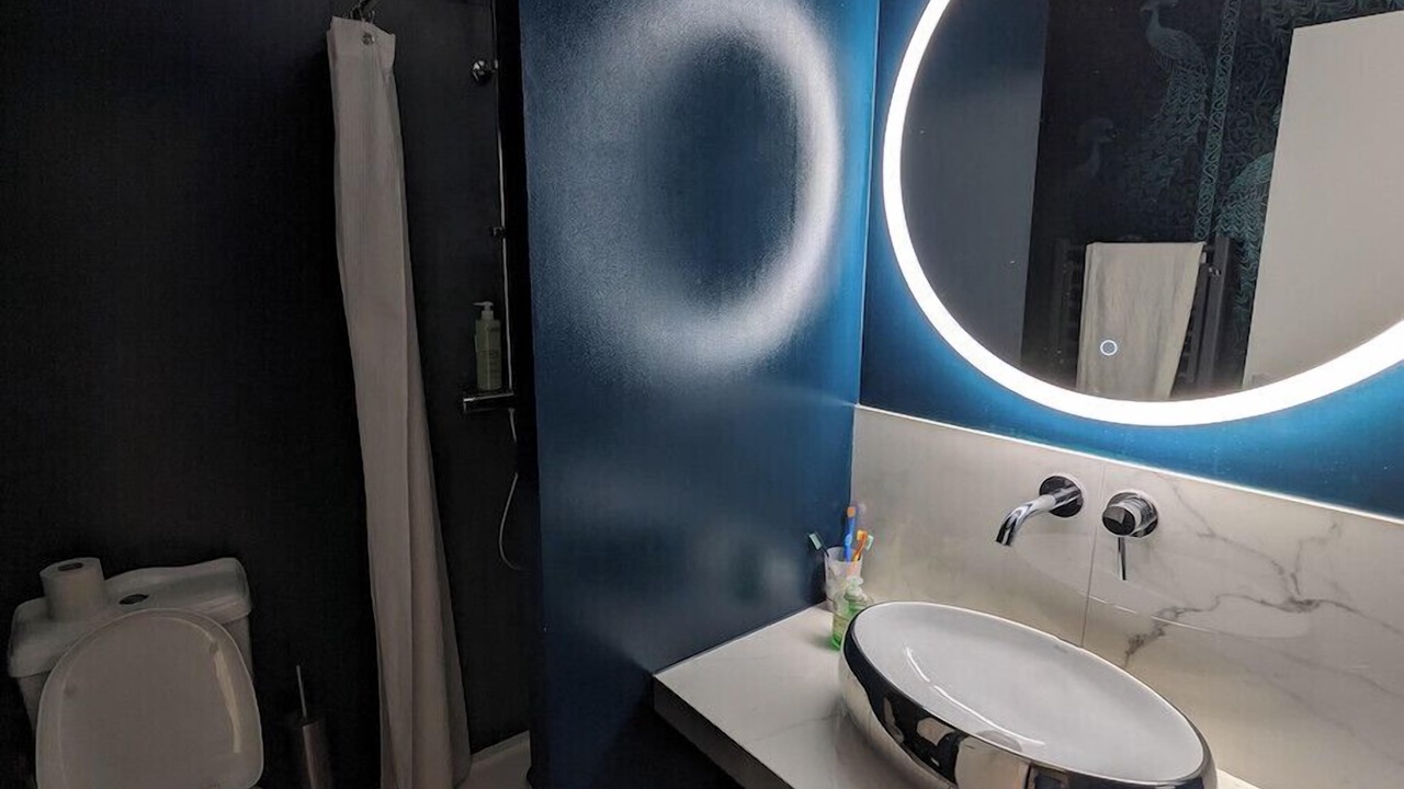 Photo of Bathroom in Pantin