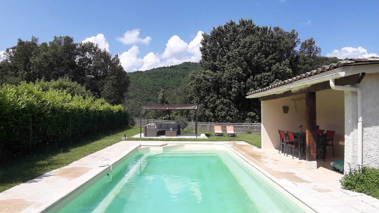 Photo of Outdoor in Pont-de-Labeaume