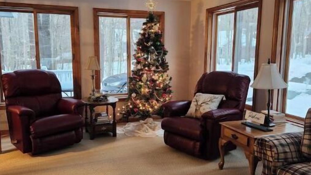 Photo of Livingroom in Thornhurst