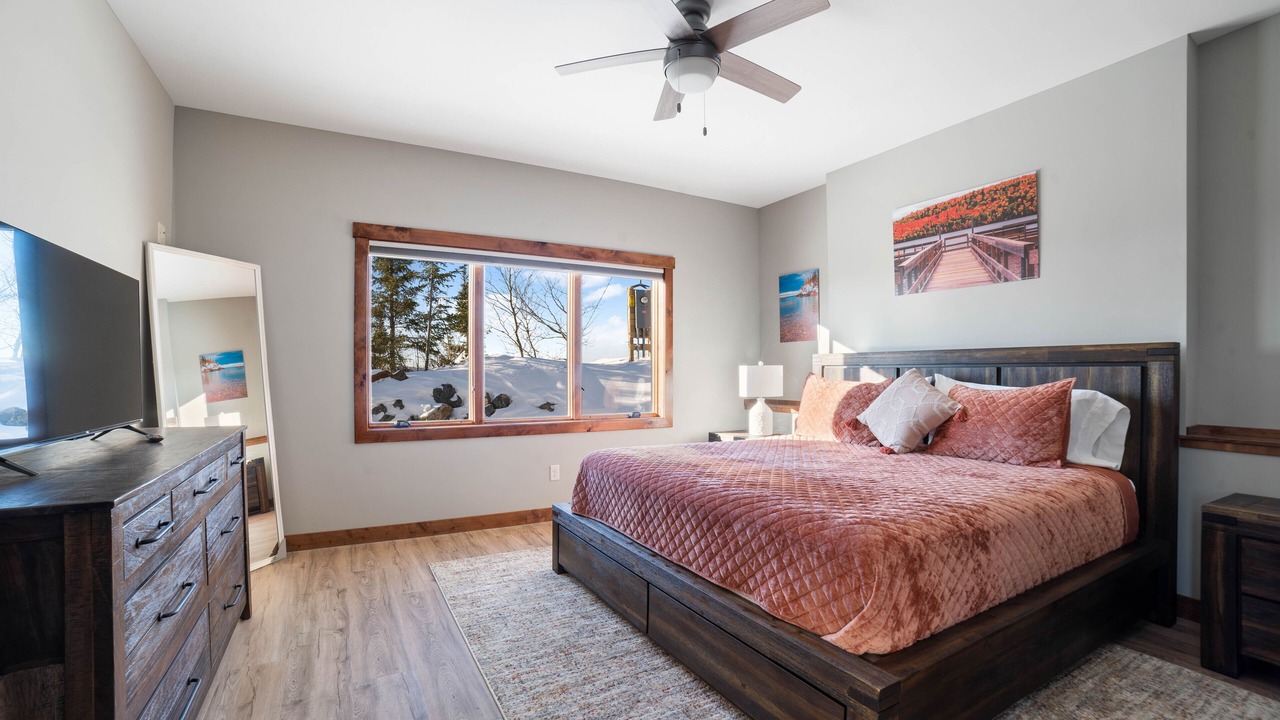 Photo of Bedroom in Silver Bay