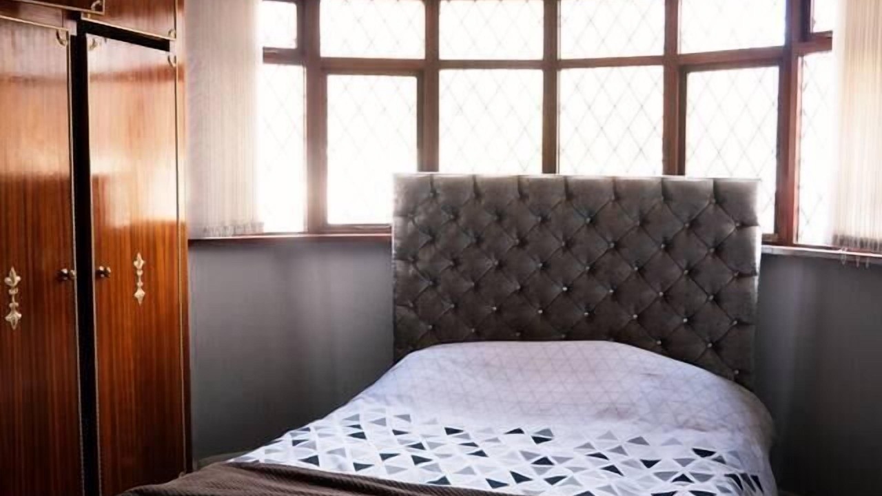 Photo of Others in Shirley