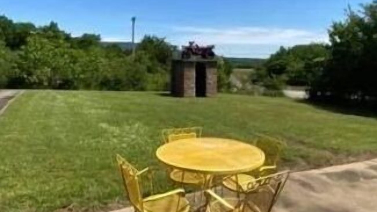Photo of Outdoor in Bates