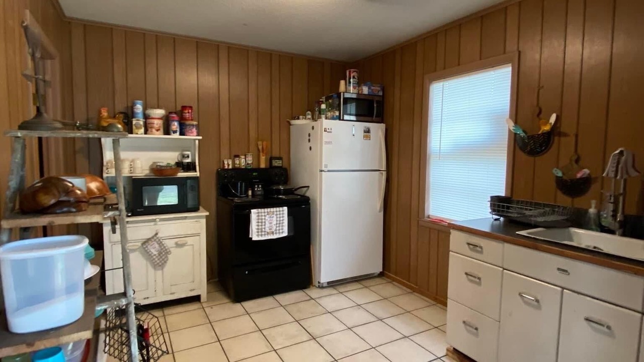 Photo of Kitchen in Bates