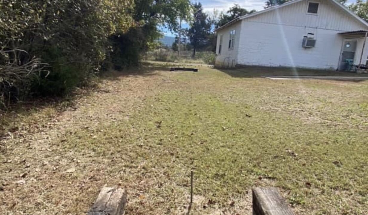 Photo of Outdoor in Bates