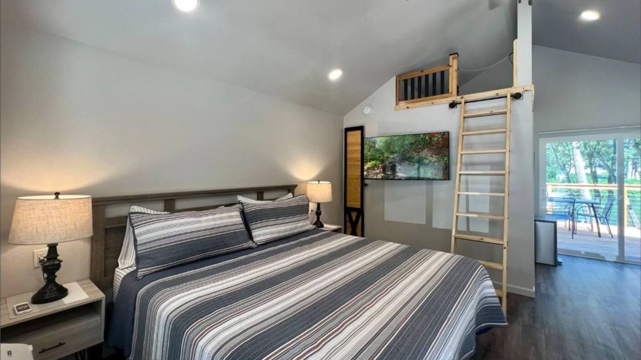 Photo of Bedroom in Fruitdale