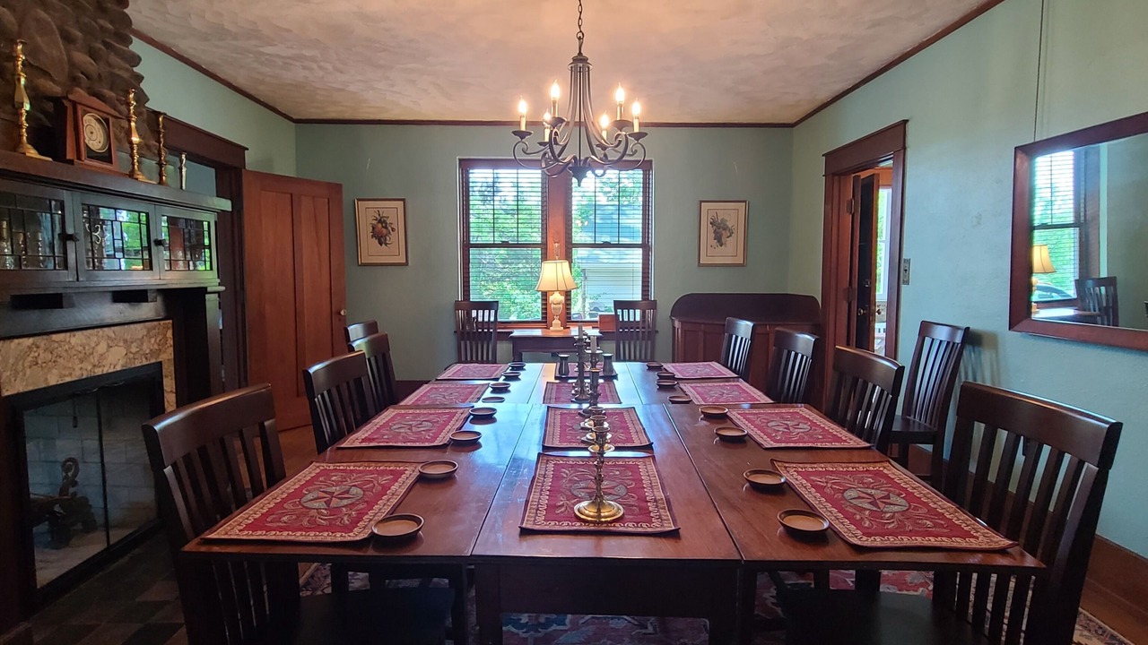 Photo of Livingroom in Lowesville