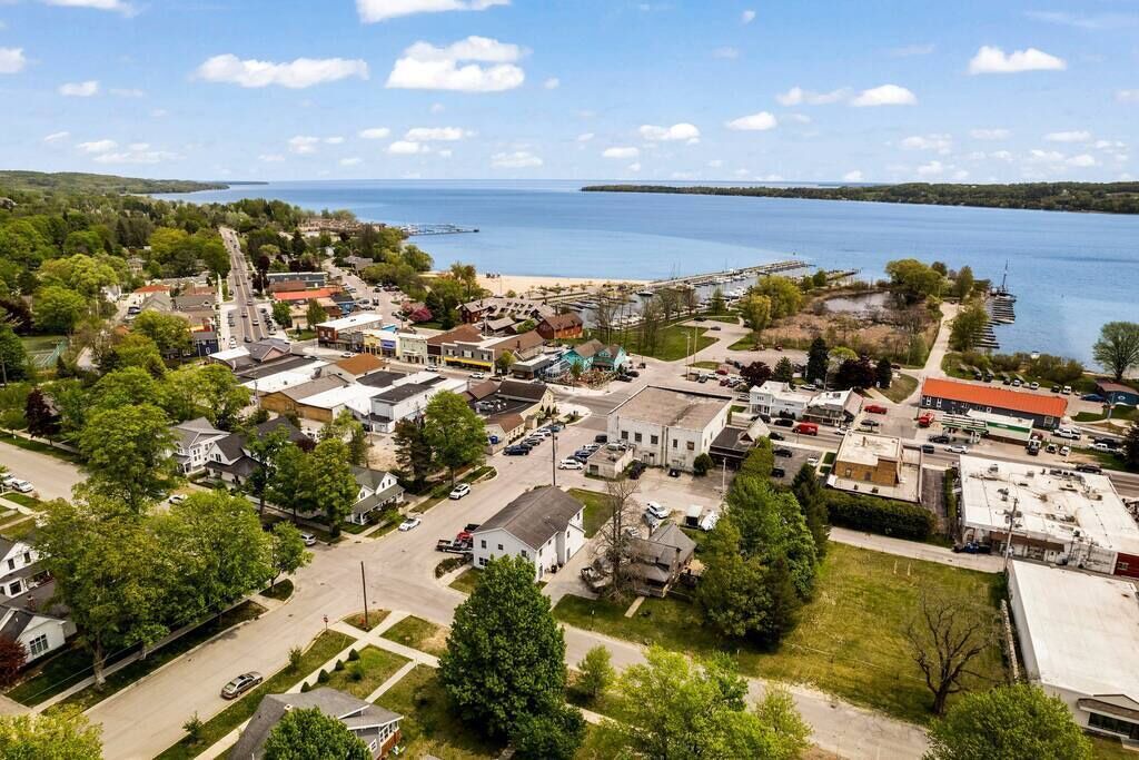 Photo of Outdoor in Suttons Bay